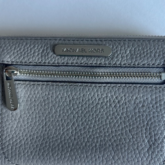 Michael Kors Grey Pebble Genuine Leather Zip Around Wallet - Picture 15 of 15